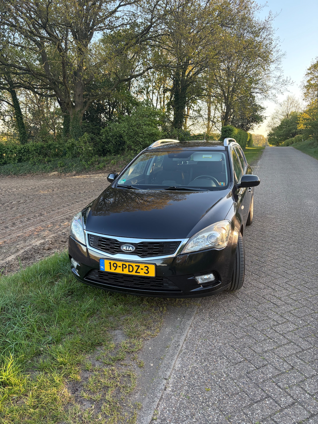 Kia Cee'd Sporty Wagon - 1.6 CVVT X-ecutive - AutoWereld.nl