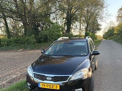 Kia Cee'd Sporty Wagon - 1.6 CVVT X-ecutive