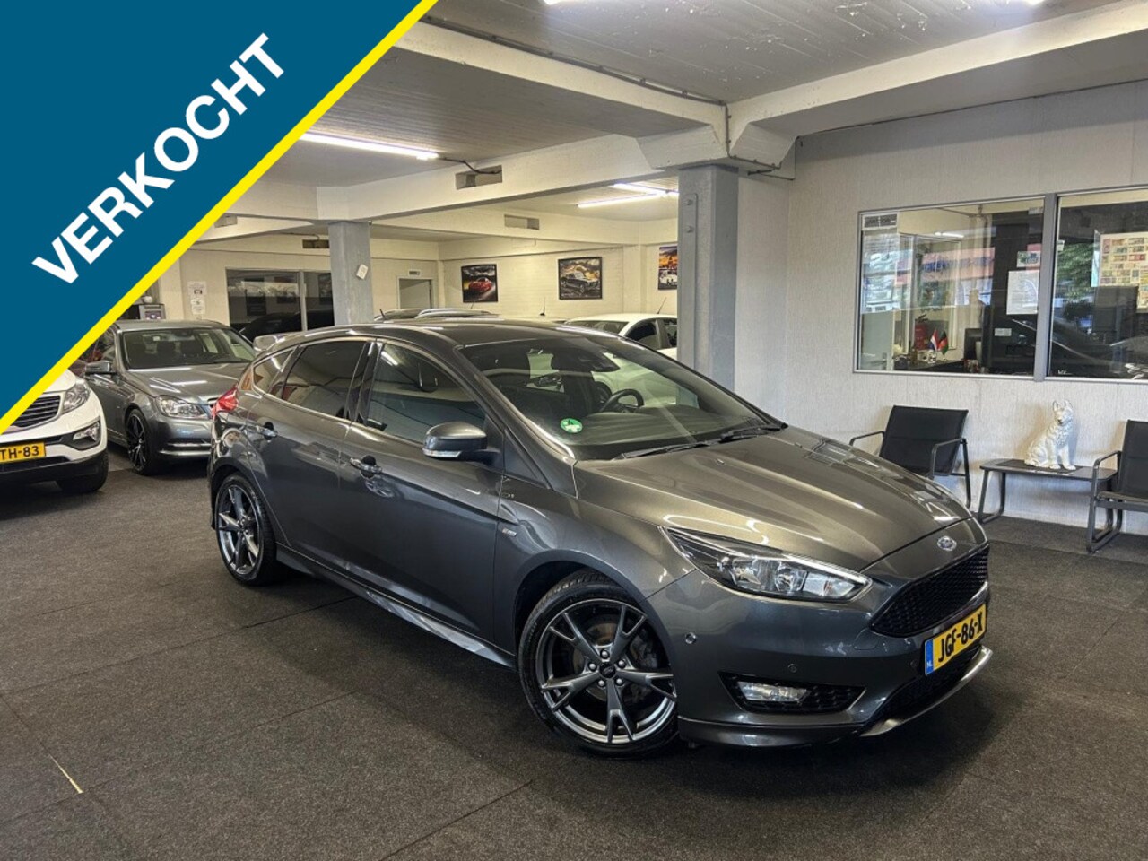 Ford Focus - 1.0 Trend*ST-Line*Automaat*Sport*VOL!* - AutoWereld.nl