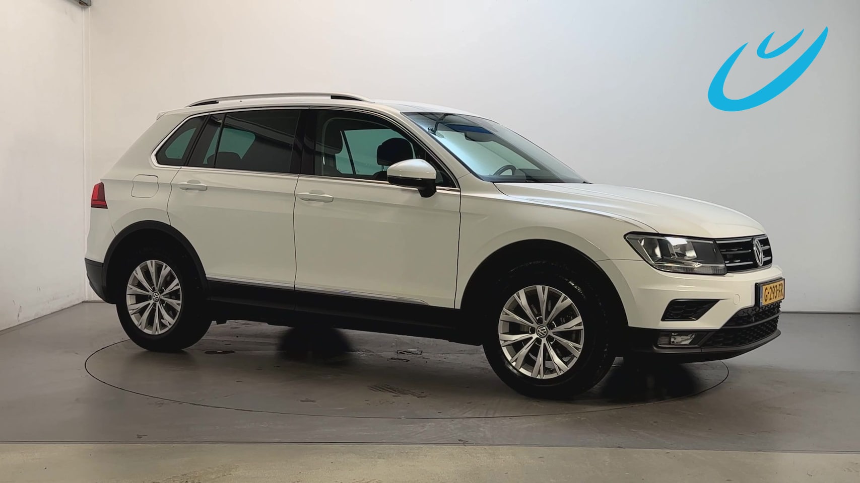 Volkswagen Tiguan - 1.5 TSI Comfortline Business Navigatie Parkeersensoren App-Connect DAB+ - AutoWereld.nl