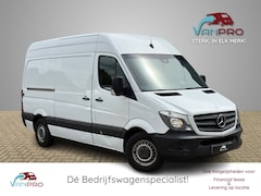 Mercedes-Benz Sprinter - 313 2.2 CDI 129PK L2H2 Automaat / Cruise / Trekhaak / Radio / Stoelen in hoogte verstelbaa