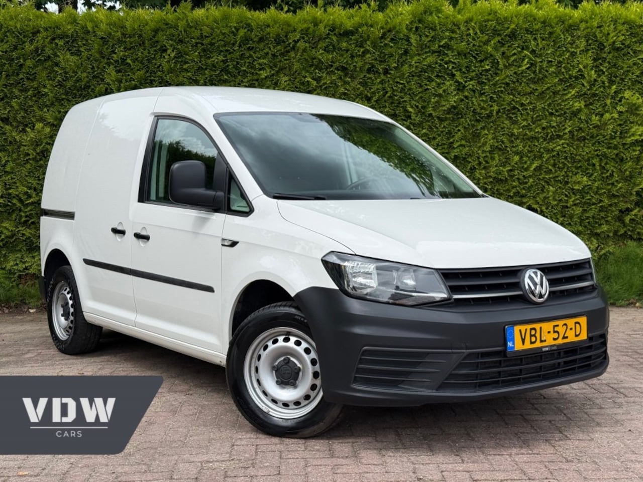 Volkswagen Caddy - 2.0 TDI L1H1 / Airco / Cruise / Trekhaak / 102PK - AutoWereld.nl