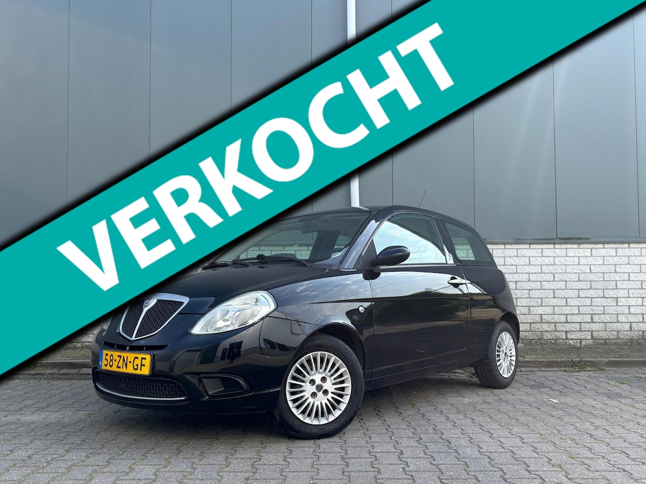 Lancia Y(psilon) - Ypsilon 1.2 Argento-airco-centrale vergrendeling - AutoWereld.nl