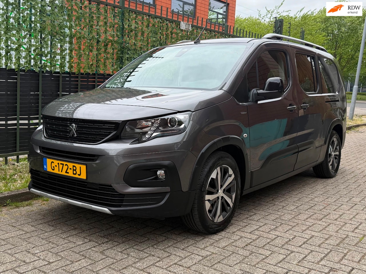 Peugeot Rifter Long - 1.2 Puretech Long GT-Line 2019 Grijs - AutoWereld.nl