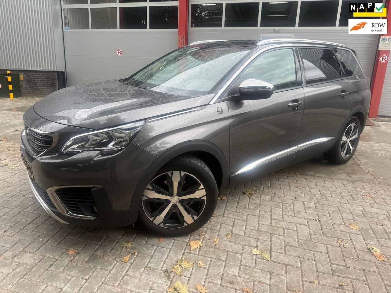 Peugeot 5008 - 1.2 PureTech Crossway 1.2 PureTech Crossway - AutoWereld.nl