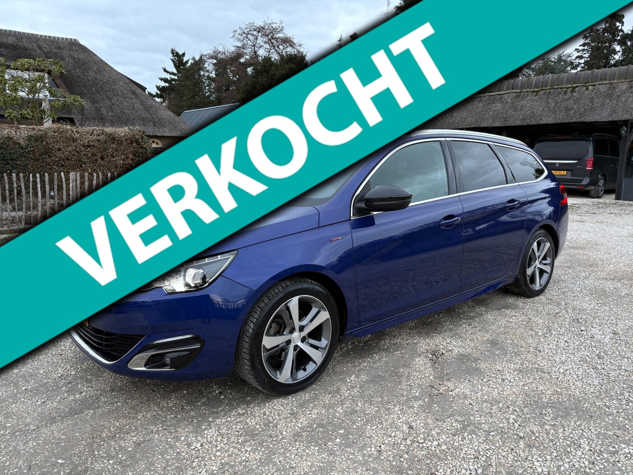 Peugeot 308 SW - 1.2 Turbo 131PK GT-line Panorama, Alcantara, LED, Trekhaak - AutoWereld.nl