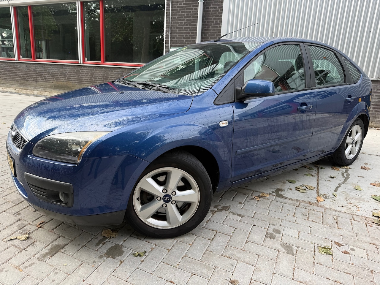 Ford Focus - 1.8-16V Ambiente Flexifuel 1.8-16V Ambiente Flexifuel - AutoWereld.nl