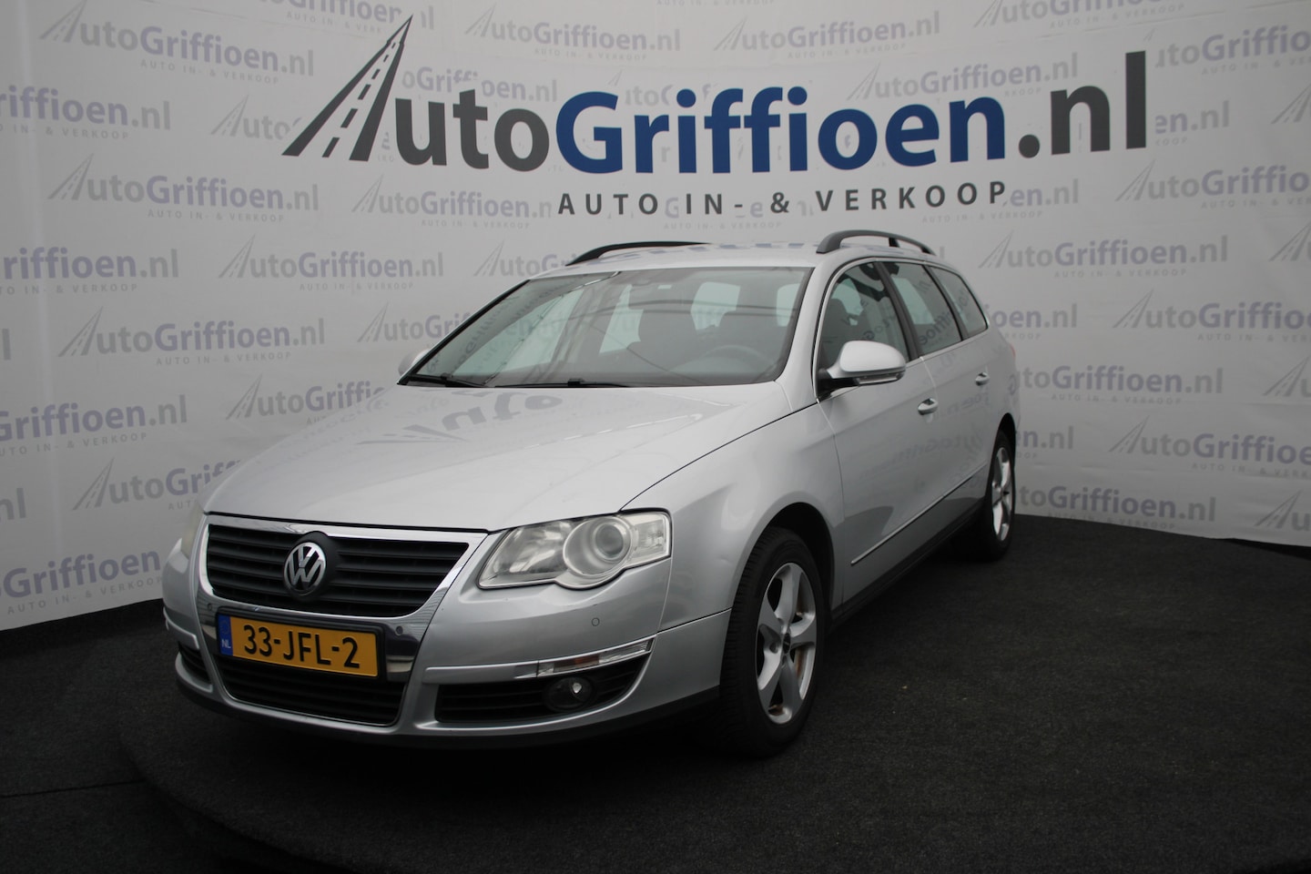 Volkswagen Passat Variant - 1.8 TFSI Comfortline nette stationcar met trekhaak - AutoWereld.nl