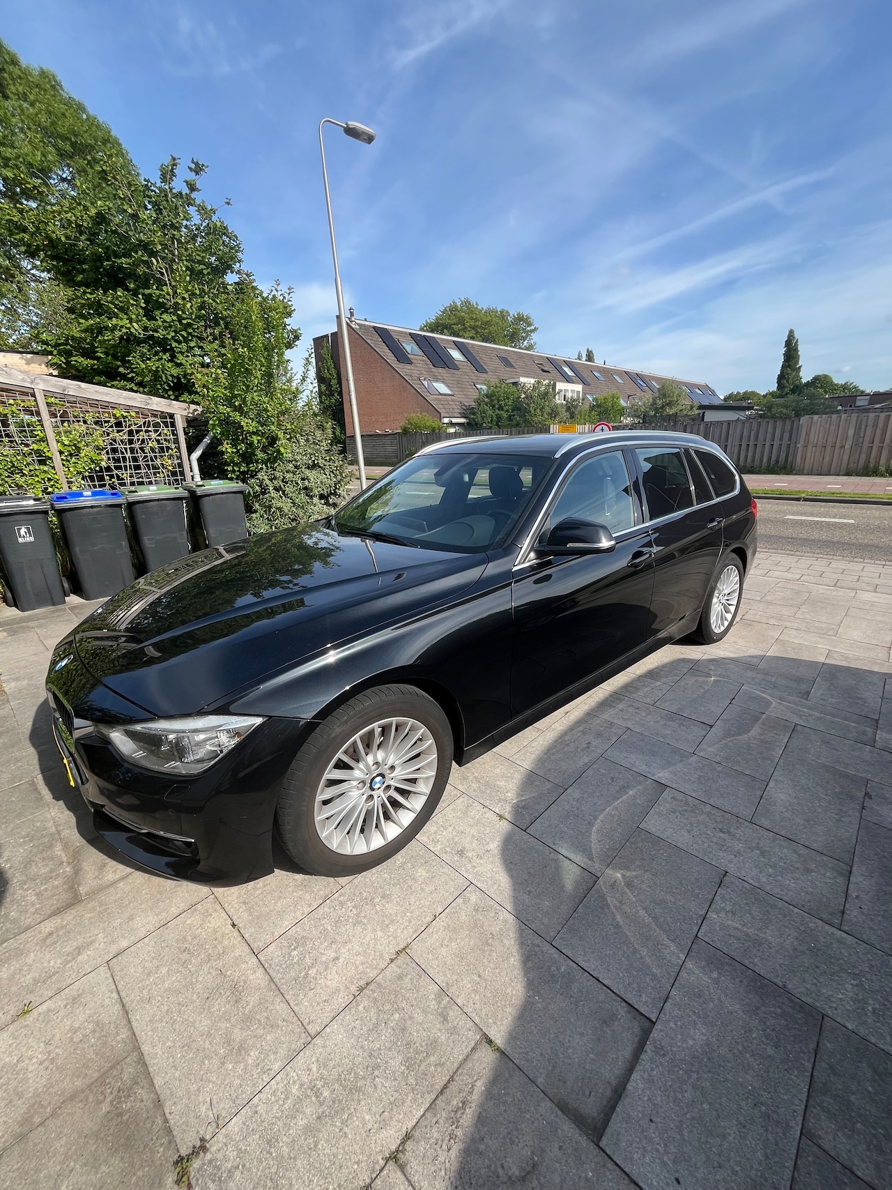 BMW 3-serie Touring - 320i High Executive Individual. Leder bekleding. Trekhaak. - AutoWereld.nl