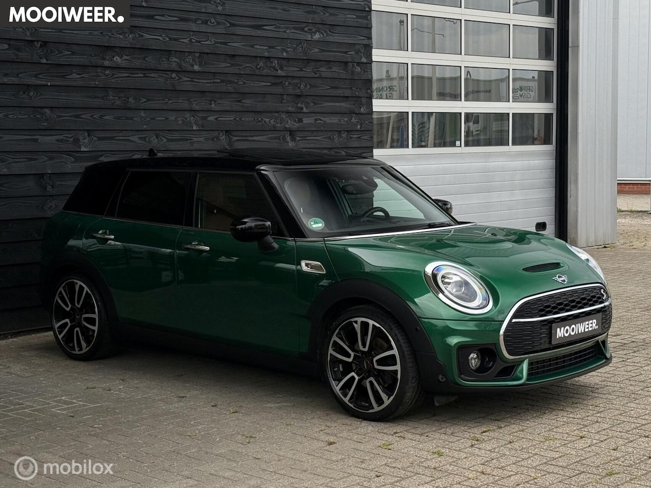 MINI Clubman - 2.0 Cooper S Chili | Pano | JCW Pakket | DAB - AutoWereld.nl