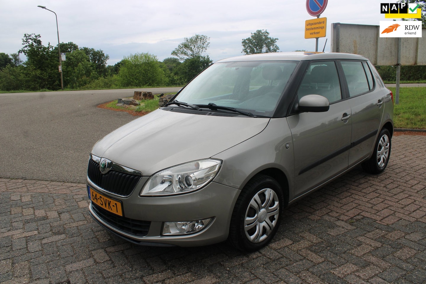 Skoda Fabia - 1.2 TSI Ambition Automaat - AutoWereld.nl