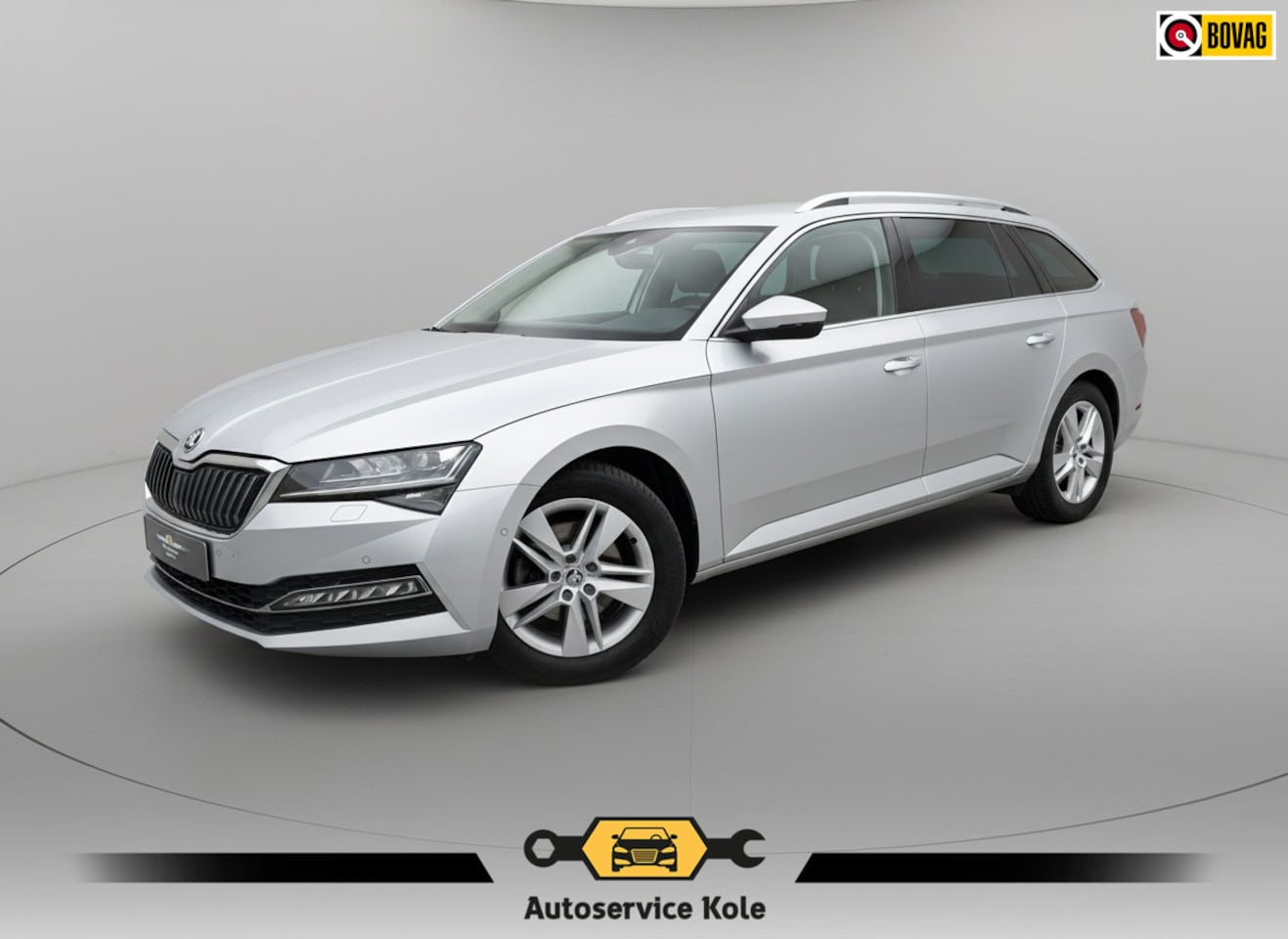 Skoda Superb Combi - 1.4 TSI iV Style * Trekhaak * Memory * Digitale teller * - AutoWereld.nl