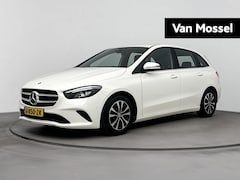 Mercedes-Benz B-klasse - 180 Business Solution | Cruise Control | Trekhaak | Lane Assist | Stoelverwarming | Apple