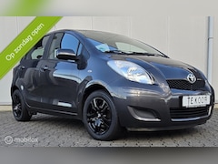 Toyota Yaris - 1.3 VVTi Dynamic