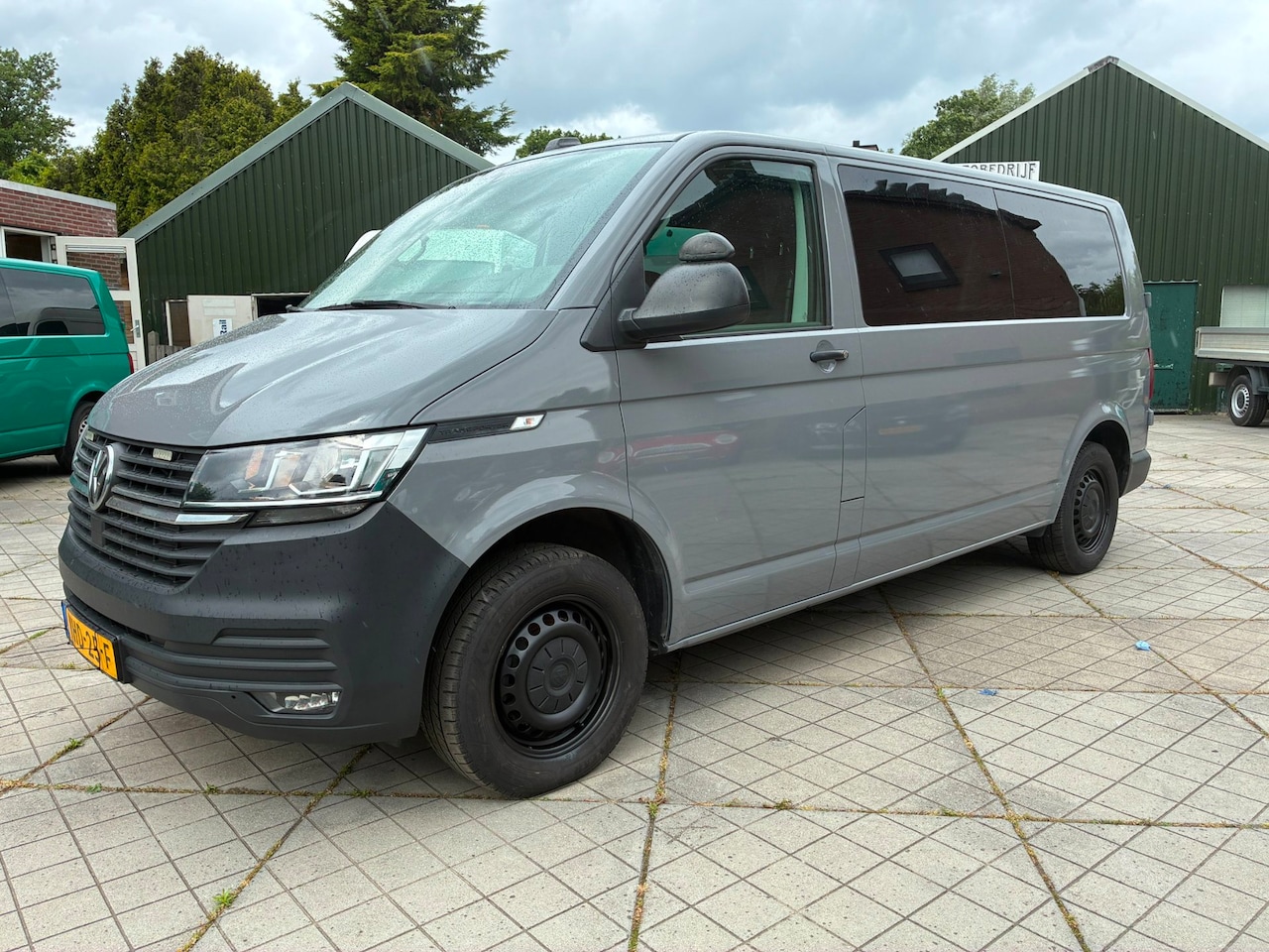 Volkswagen Transporter - 2.0 TDI L2H1 30 Automaat Dubbele Cabine - AutoWereld.nl