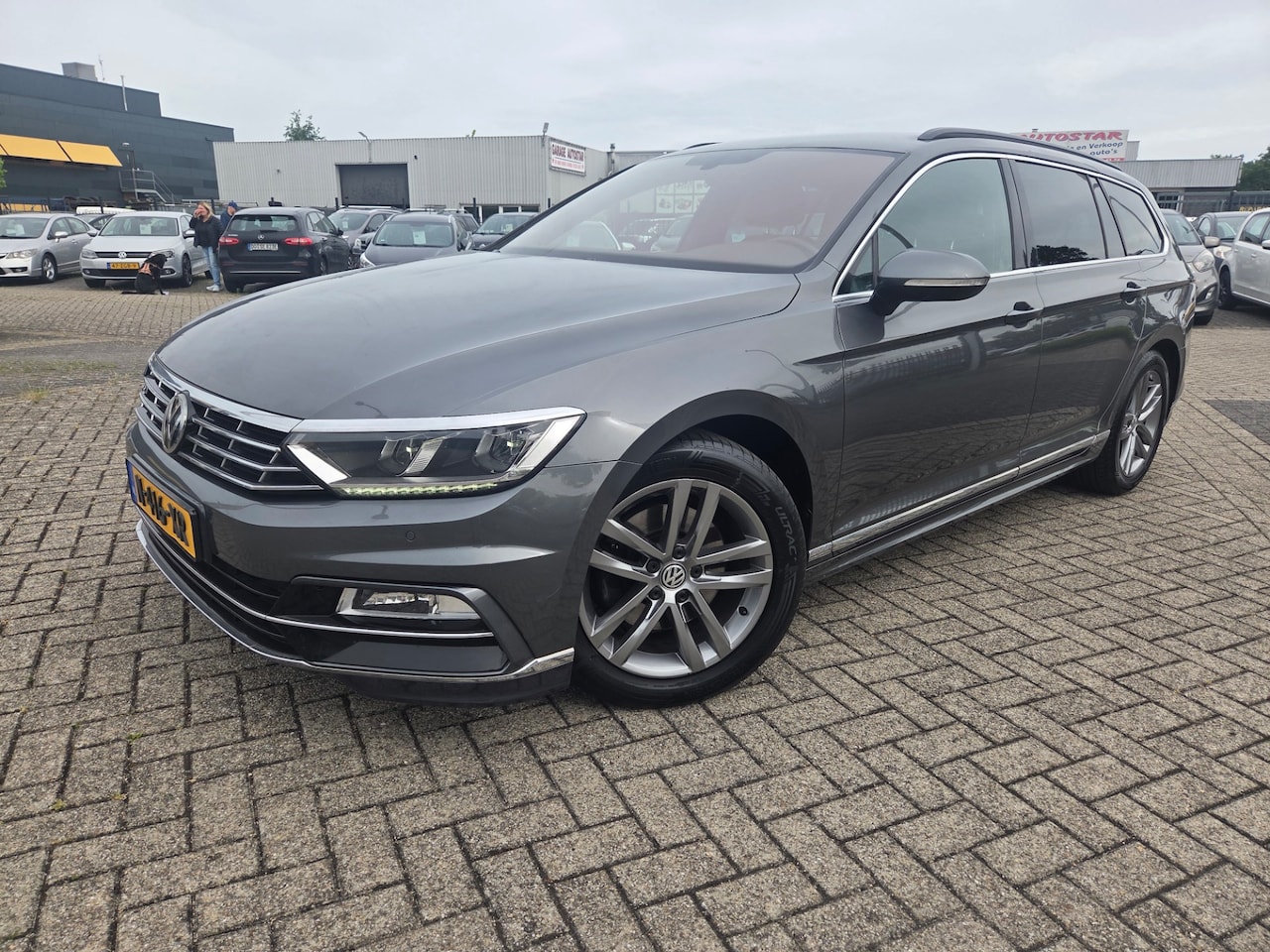 Volkswagen Passat Variant - R LINE 1.8 TSI Business Edition R LINE /VOL VOL OPTIES - AutoWereld.nl