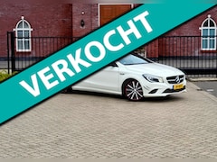 Mercedes-Benz CLA-klasse Shooting Brake - 180 AMG Line / Leer / Navi / Stoelverwarming / Nap / Pdc / LED