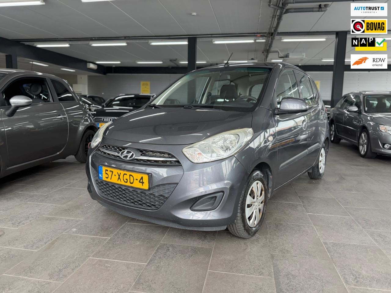 Hyundai i10 - 1.1 i-Drive Cool airconditioning elektrische pakket goed onderhouden leuk hoog instap auto - AutoWereld.nl
