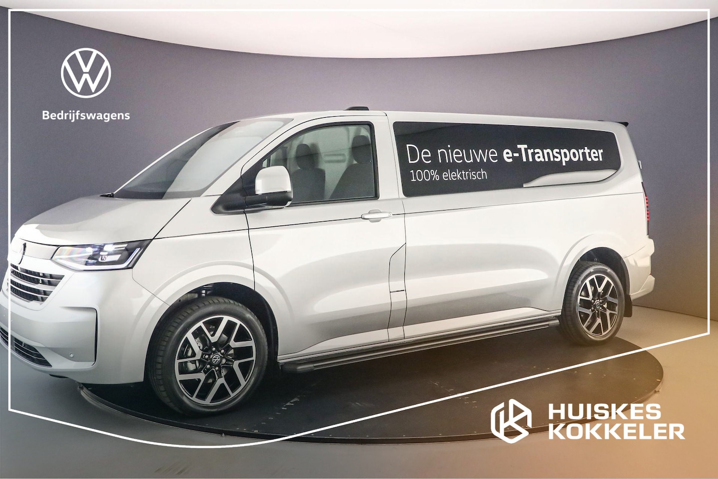 Volkswagen Transporter - L2 Bulli 286pk | 19" | Sidebars | Trekhaak | Betimmering| Demo - AutoWereld.nl