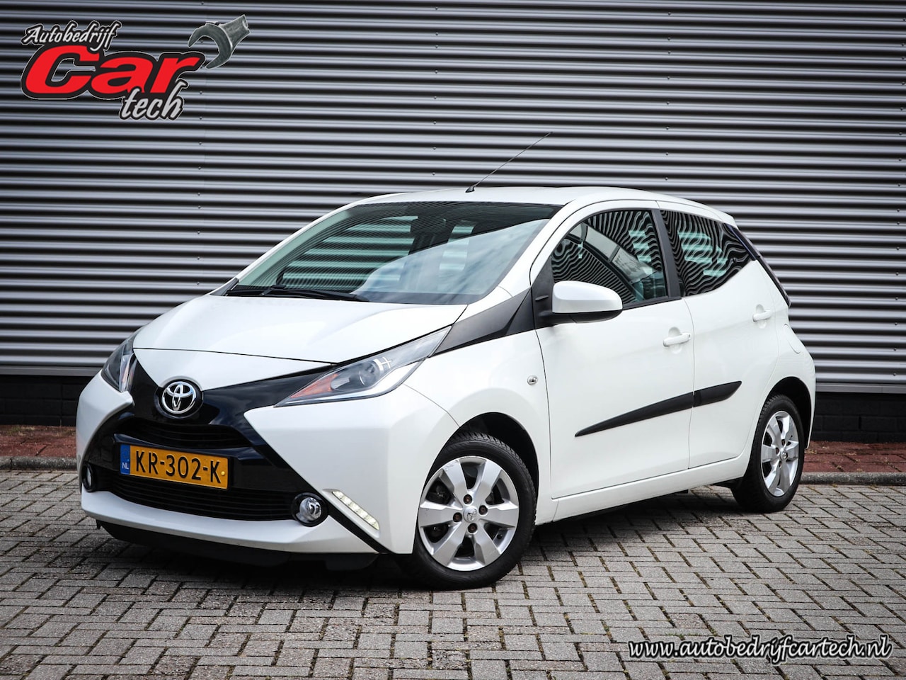 Toyota Aygo - 1.0 VVT-i x-play | Airco | Audio | Bleutooth | Camera | Lichtmetaal | - AutoWereld.nl