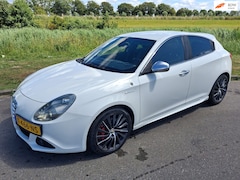 Alfa Romeo Giulietta - 1.7 TBi Quadrifoglio Verde BJ 2011