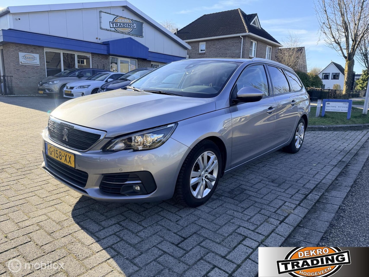 Peugeot 308 SW - 1.2 PureTech Blue Lease Executive 1.2 PureTech Blue Lease Executive - AutoWereld.nl