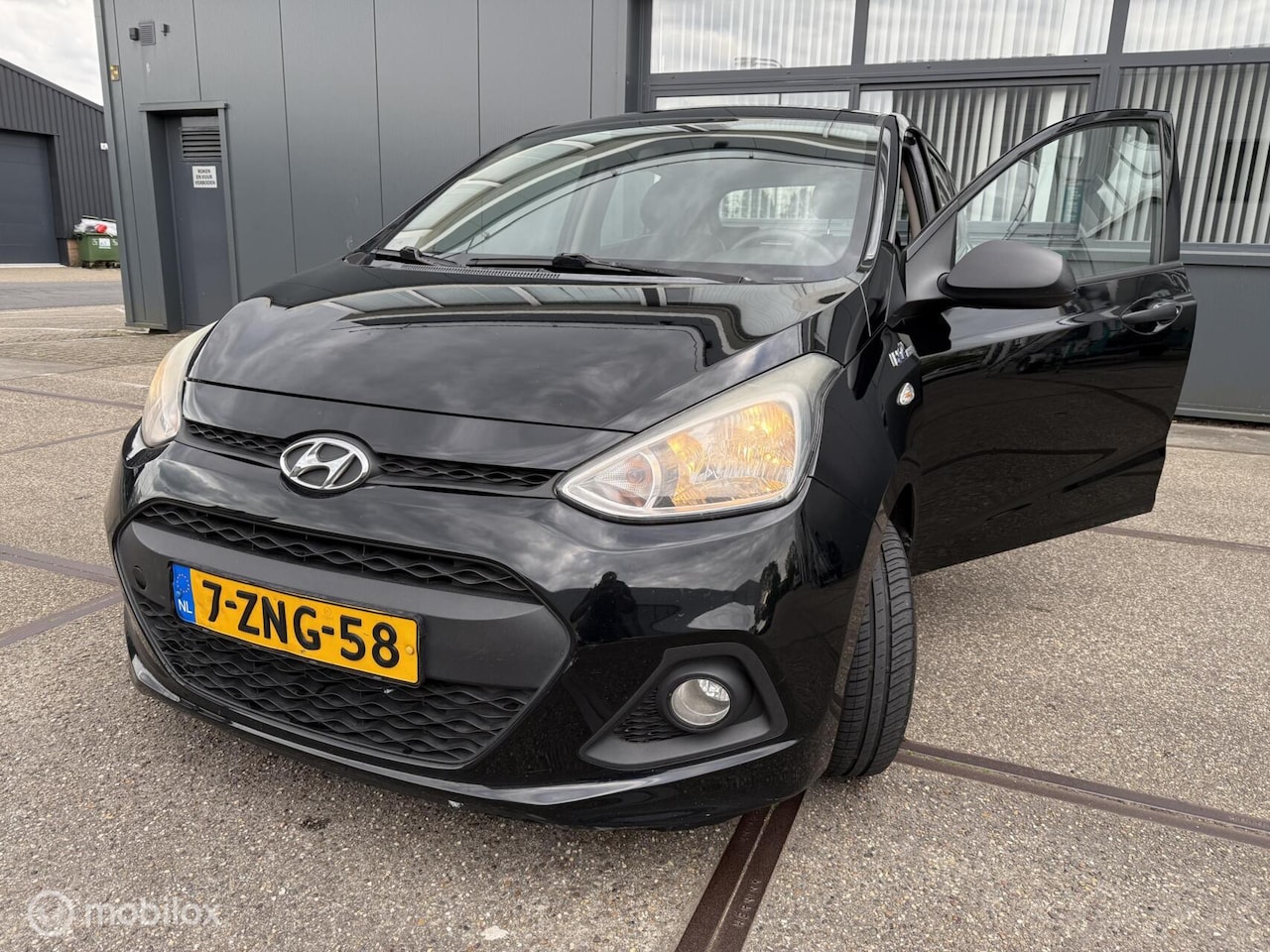 Hyundai i10 - 1.0i i-Drive*NAP*2e eig*newAPK*airco* - AutoWereld.nl