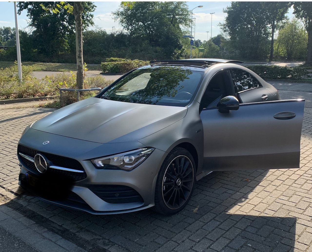 Mercedes-Benz CLA-Klasse - 250 e Premium Plus AMG LINE - AutoWereld.nl