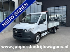 Mercedes-Benz eSprinter - 320 L2 Select 81kWh / Snel laden 115kw / Open laadbak / Trekhaak / Distronic / MBUX / Smar