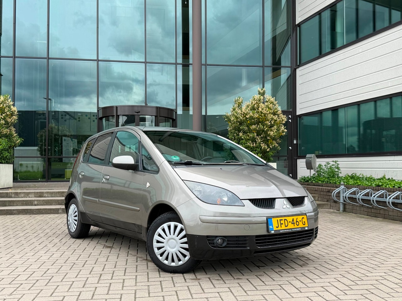 Mitsubishi Colt - 1.1 Incharge | Nieuwe APK | Lage KM stand - AutoWereld.nl