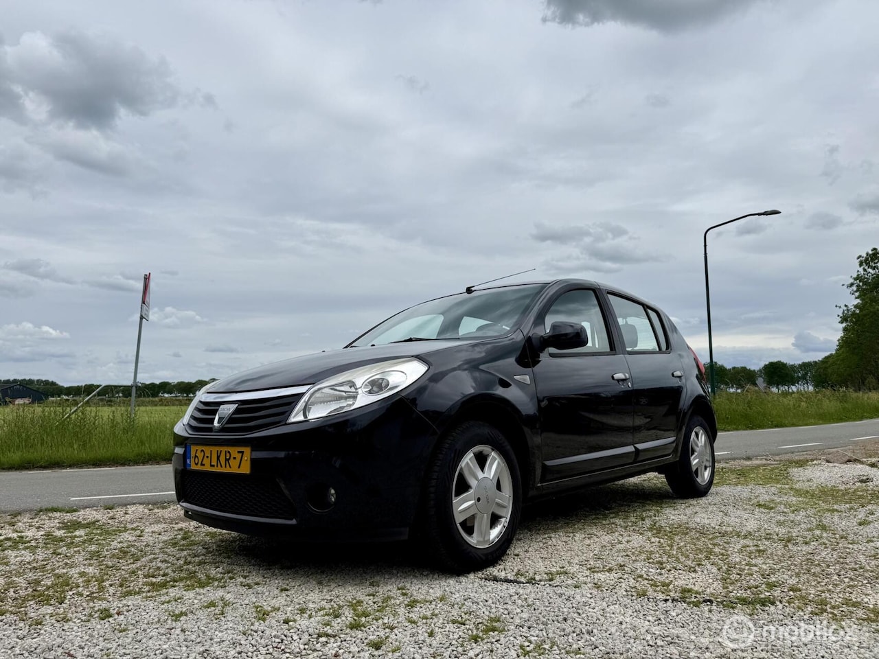 Dacia Sandero - 1.4 Lauréate LPG 1.4 Lauréate LPG, BJ 2010, Airco, APK Jun 2027 - AutoWereld.nl