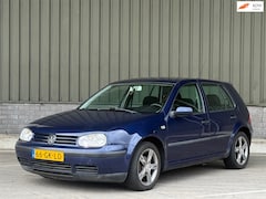 Volkswagen Golf - 1.6 Trendline / APK / Airco