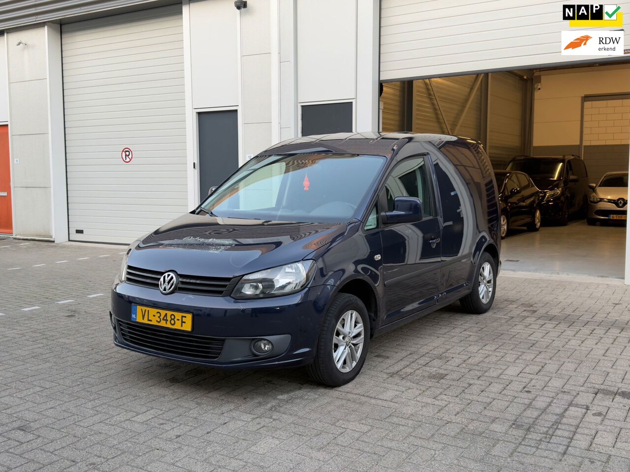 Volkswagen Caddy - 1.6 TDI Nap /Airco/Cruise/Navi - AutoWereld.nl