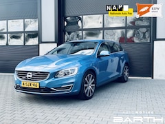 Volvo V60 - 2.4 D6 AWD | Summum | AUT | Clima | Navi | Leer | NAP |