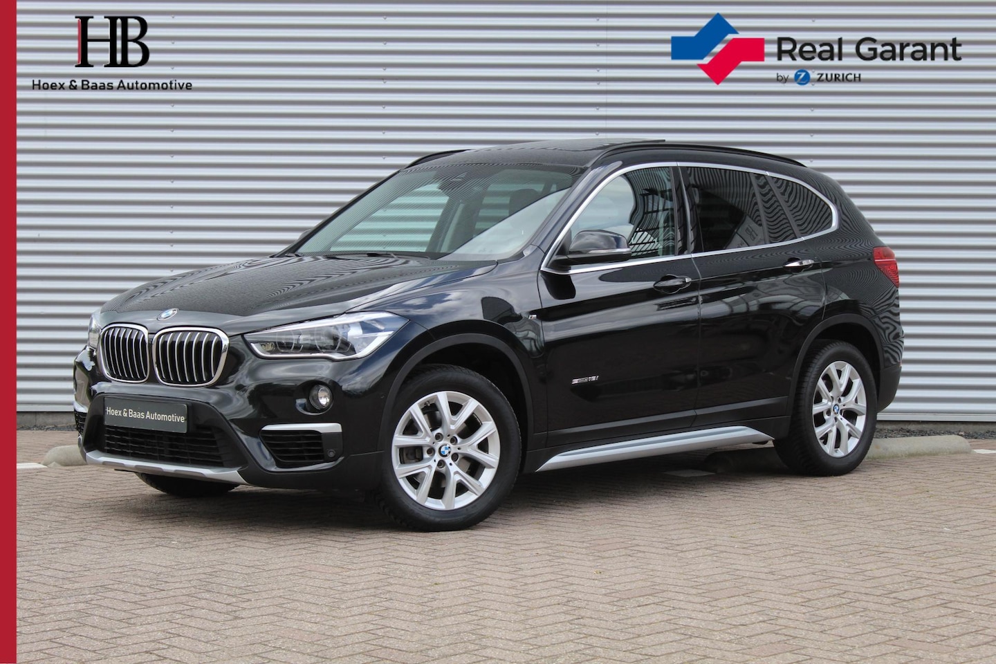 BMW X1 - sDrive18i Pano/Headup/Stoelverw/Leder/Sportstoelen - AutoWereld.nl