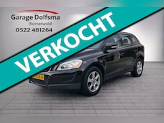 Volvo XC60 - 2.0T Momentum-NAVI-STOELVERW-AUTOMAAT