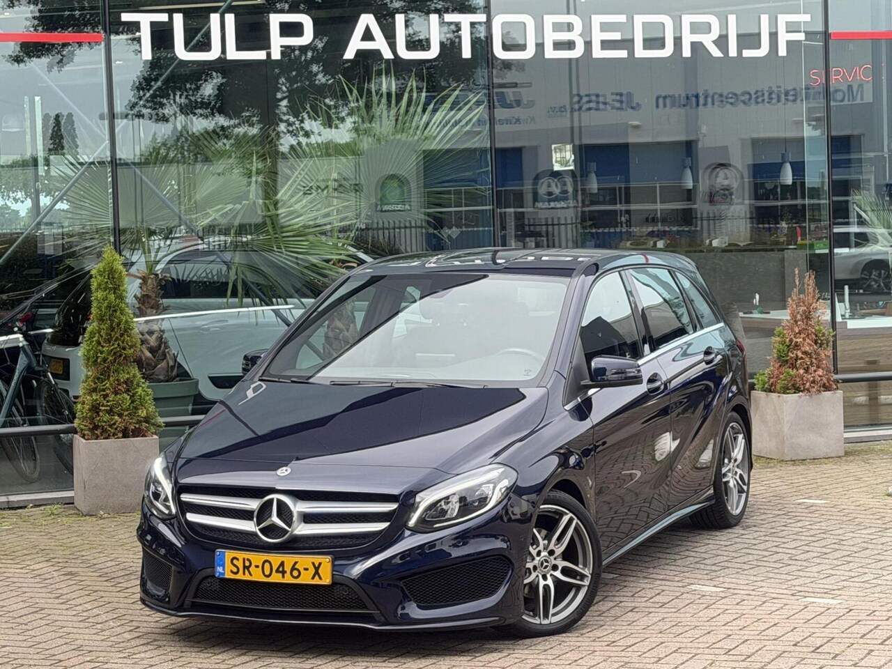 Mercedes-Benz B-klasse - 180 Bns Solution AMG Upgrade Ed Automaat - AutoWereld.nl