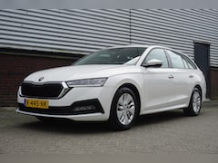 Skoda Octavia Combi - 1.0 TSI Business|Dealeronderhouden|Trekhaak|1eEig. Rijklaarprijs