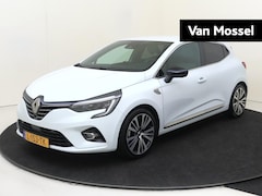 Renault Clio - 1.6 E-Tech Hybrid 140 Initiale Paris | Automaat | Parkeersensoren Voor + Achter | 360 Came