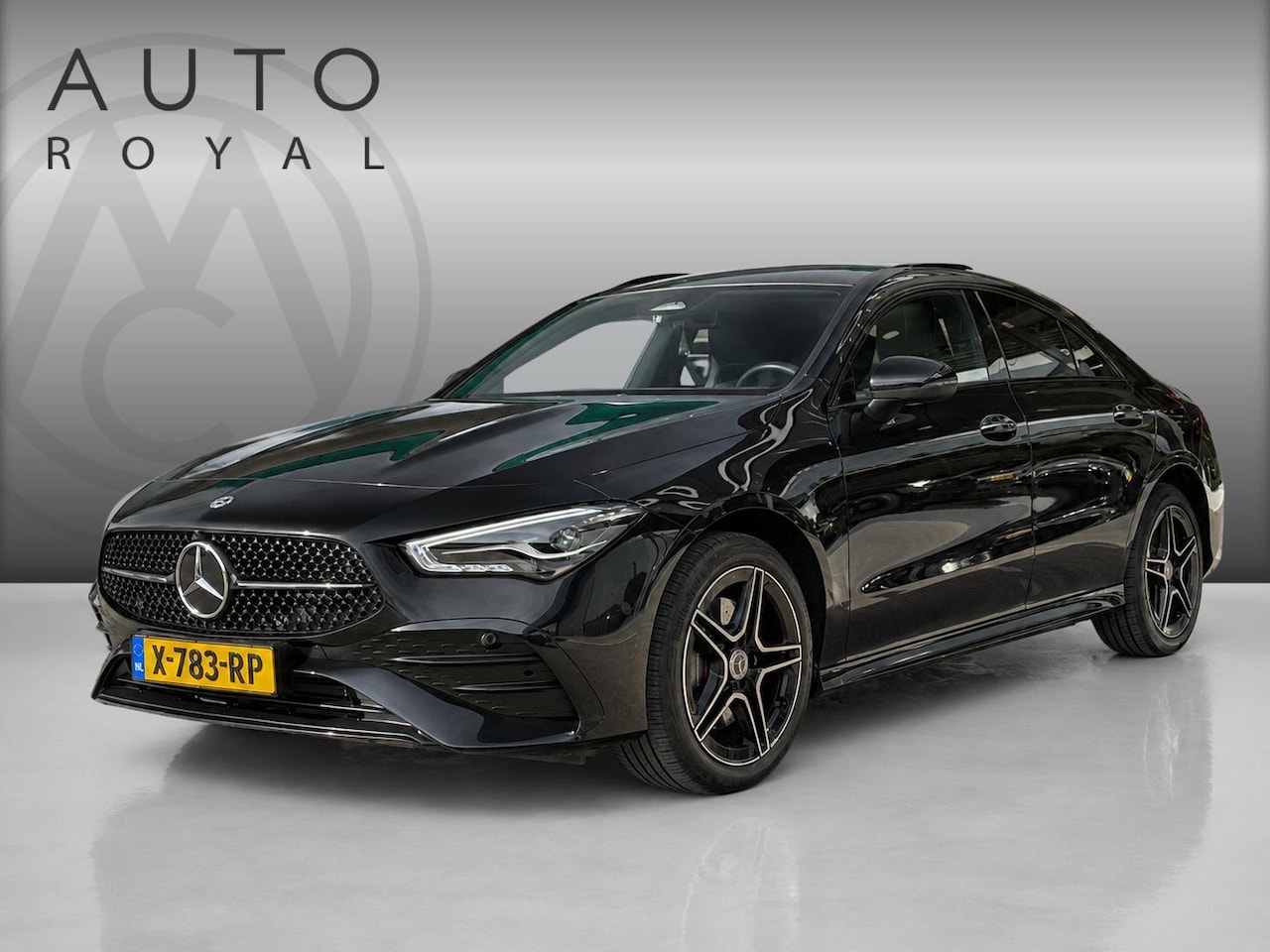 Mercedes-Benz CLA-Klasse - 250 e AMG Line PANORAMADAK| ALCANTARA SPORT INTERIEUR| SFEER VERLICHTING| CAMERA| NAVIGATI - AutoWereld.nl