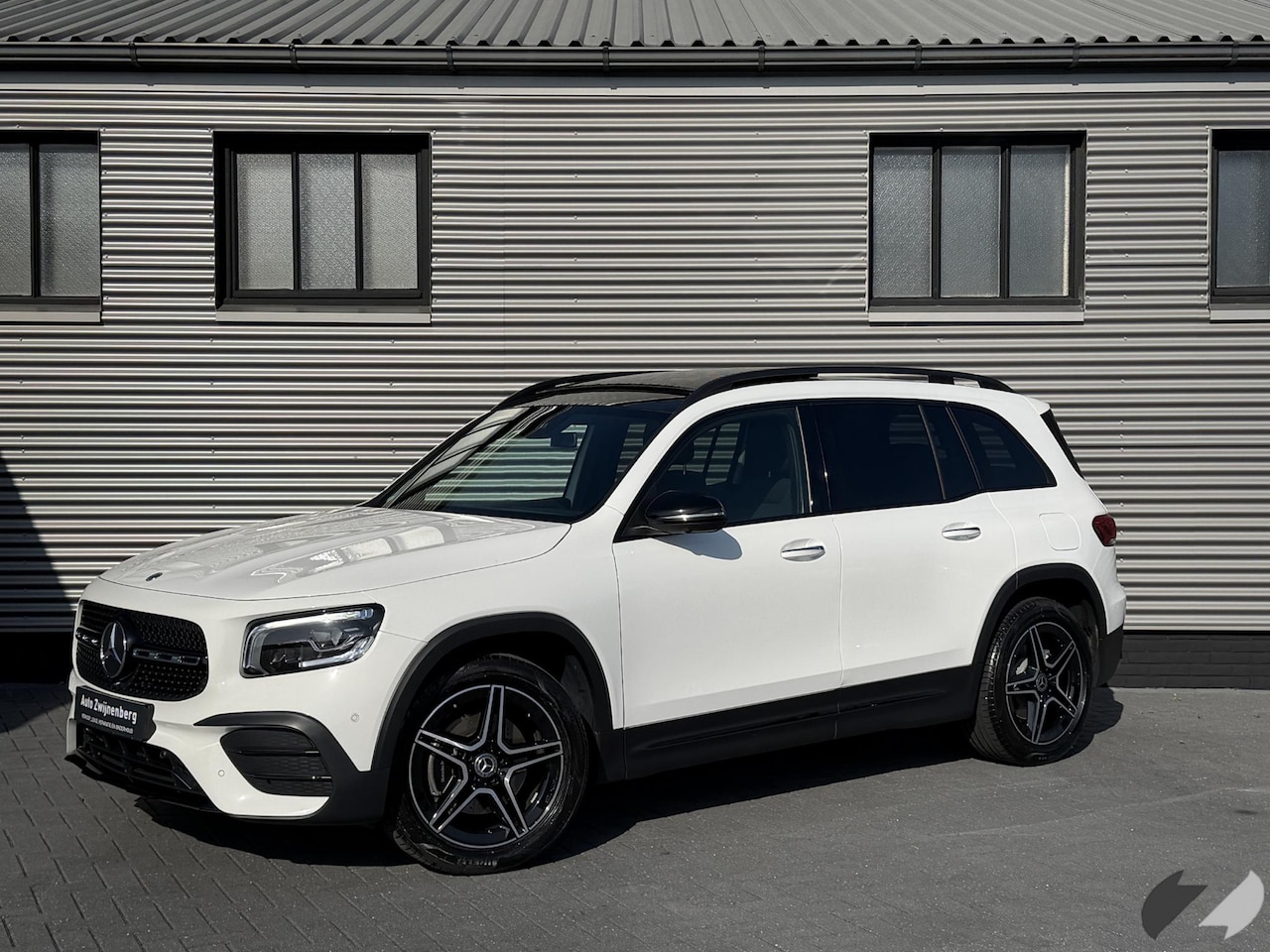 Mercedes-Benz GLB - 200 4MATIC AMG Line 7p |Pano|Memory|360°| - AutoWereld.nl