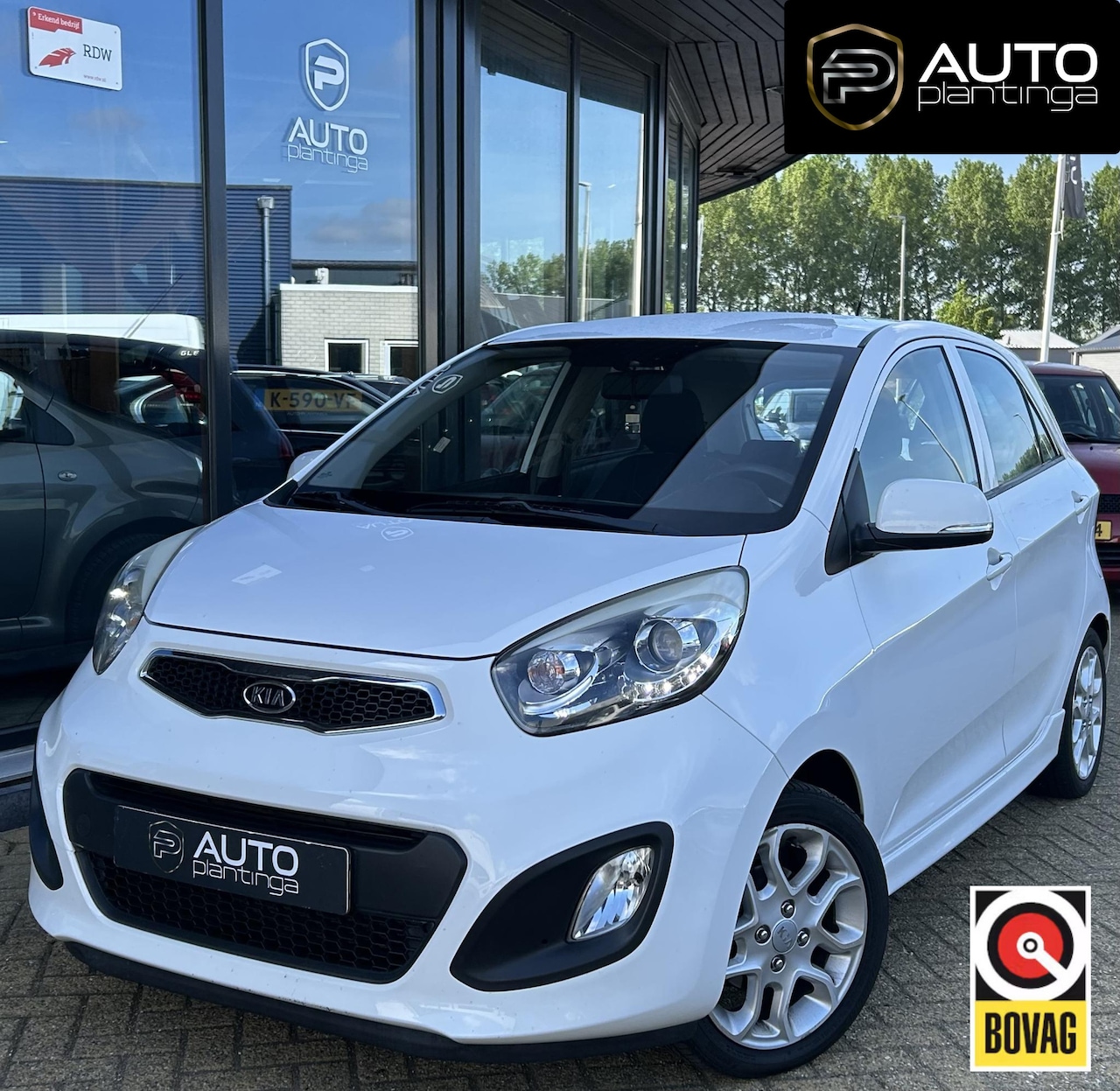Kia Picanto - 1.0 CVVT GT-Line NL AUTO | Airco | Sportbumpers | Lichtmetalen Velgen | Uitlaatsierstuk | - AutoWereld.nl