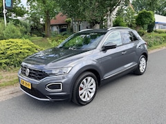 Volkswagen T-Roc - 2.0 TSI DSG 190PK 4Motion•ACC•Trekhaak