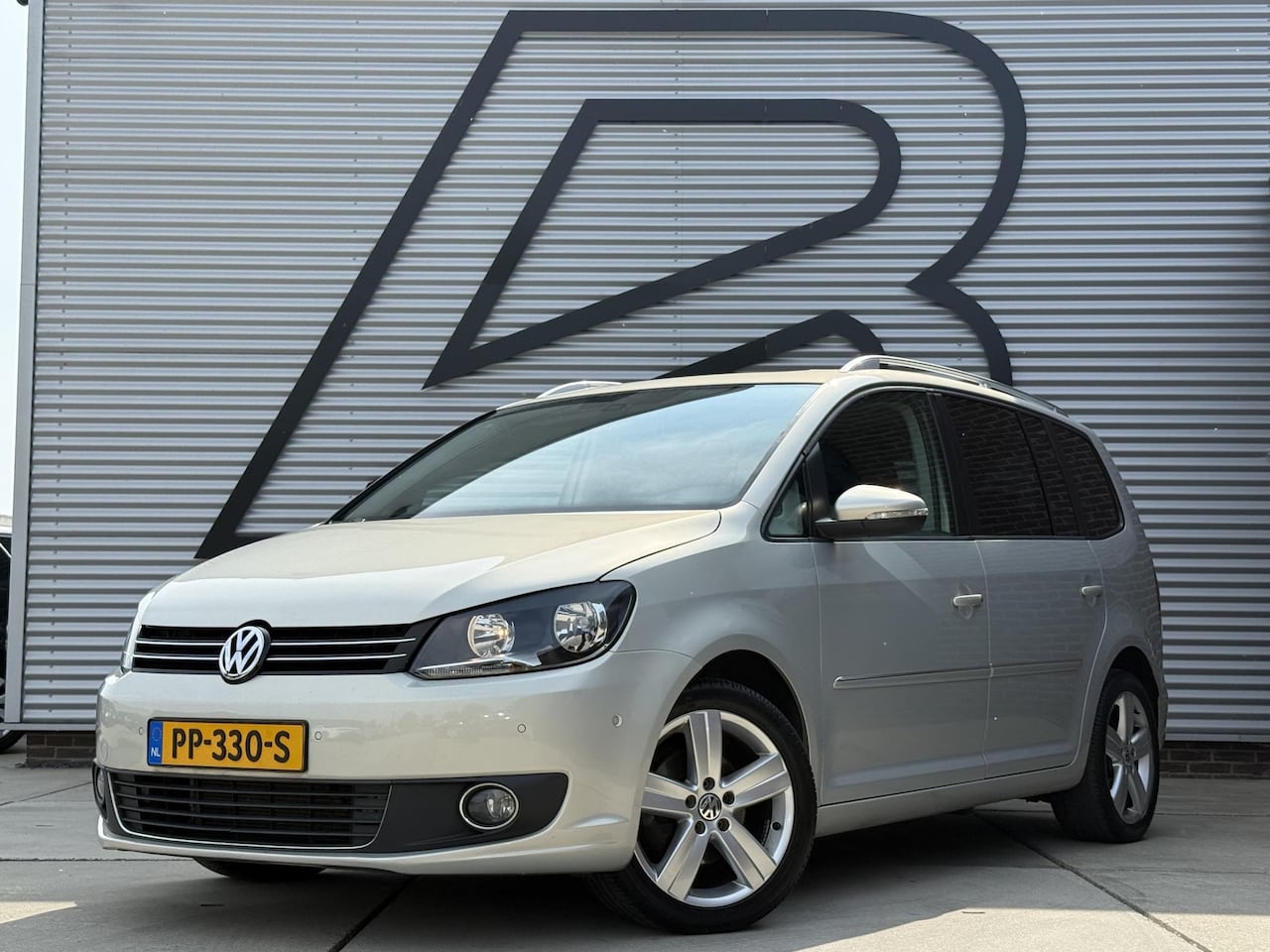 Volkswagen Touran - 1.4 TSI Highline 1e Eigenaar|Pano|Trekhaak|Clima|Stoelverwarming|Cruise||PDC V+A|Nieuwe AP - AutoWereld.nl