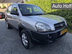 Hyundai Tucson - 2.0i Active | Airco | Elekt. Ramen | Trekhaak | APK tot 11-01-2027