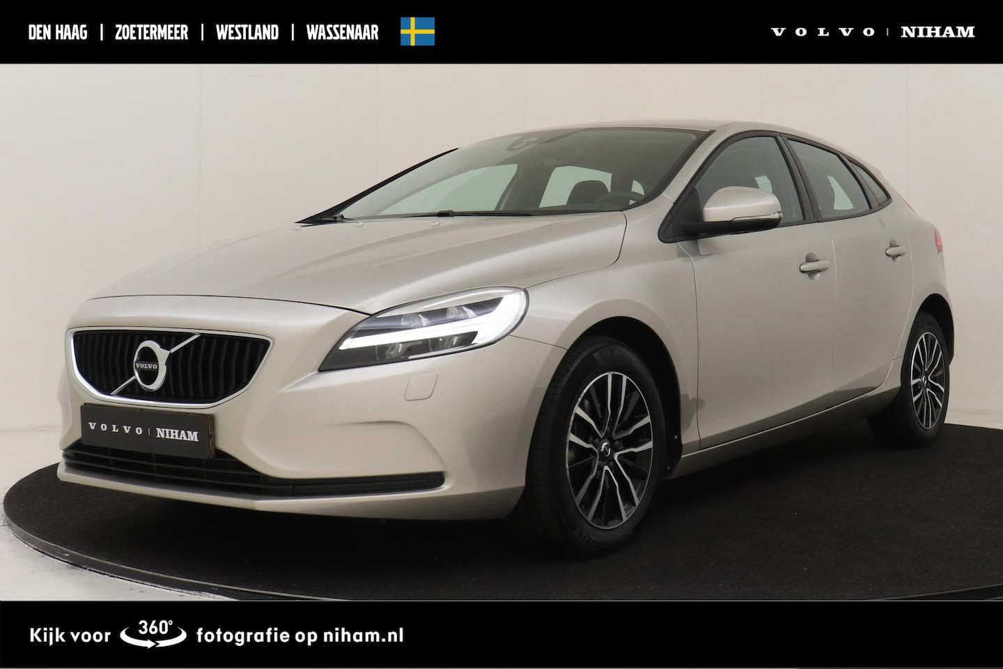 Volvo V40 - T2 AUT. NORDIC+ -CRUISE|ADAP.LED|STOELVERW.|STANDKACHEL|NAVI|PDC|VERW.VOORRUIT|16" - AutoWereld.nl
