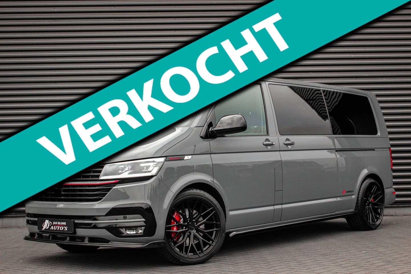 Volkswagen Transporter - 2.0 TDI L2H1 BULLI 204PK DC DUBBEL CABINE / ALCANTARE HEMEL / FULL OPTIONS / LEDER / FULL - AutoWereld.nl