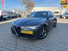 Alfa Romeo Giulia - 2.0T Super AUTOMAAT 320PK CARPLAY etc (RIJKLAARPRIJS/BOVAG)