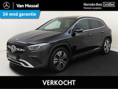 Mercedes-Benz GLA-Klasse - 180 Star Edition Luxury Line /Panoramadak /Sfeerverlichting /Elek Trekhaak