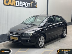 Ford Focus - 1.6-16V Futura